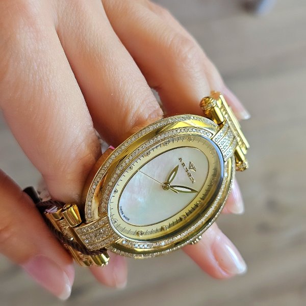 https://ekszeraukcio-ng-production-product.s3.eu-central-1.amazonaws.com/007b9009-5042-43fa-8ebb-12f2fd75c118_thumbnail