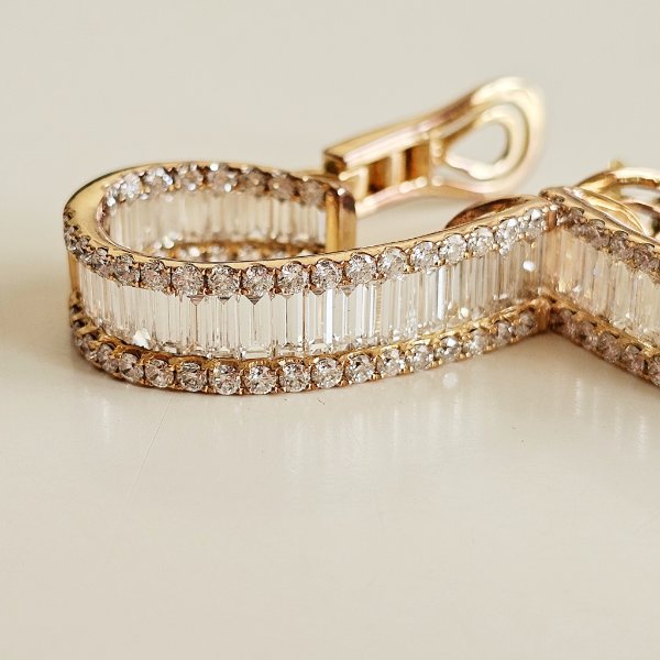 https://ekszeraukcio-ng-production-product.s3.eu-central-1.amazonaws.com/0257522a-0283-4c8b-9375-a81857dfcdb8_thumbnail