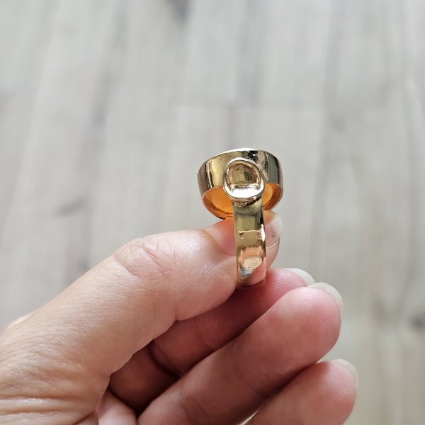 https://ekszeraukcio-ng-production-product.s3.eu-central-1.amazonaws.com/04a4bf9c-a399-4c5d-a00f-ecaf8c3d81ad_thumbnail
