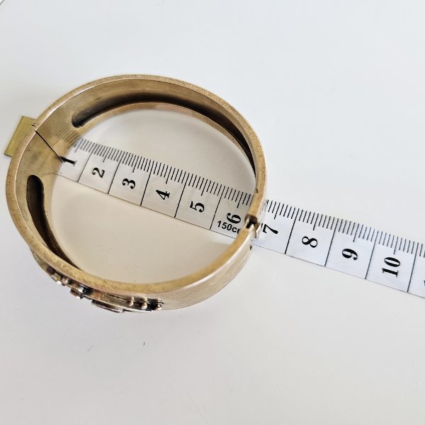 https://ekszeraukcio-ng-production-product.s3.eu-central-1.amazonaws.com/05601925-9509-4a79-ba6a-aa6b0600b27d_thumbnail