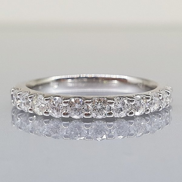 https://ekszeraukcio-ng-production-product.s3.eu-central-1.amazonaws.com/08a66c5e-f1a5-49ce-a68c-4efa000d8e75_thumbnail