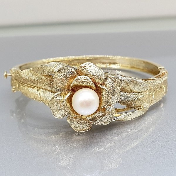https://ekszeraukcio-ng-production-product.s3.eu-central-1.amazonaws.com/0a8d3298-459d-4488-bd0f-e53502f43b77_thumbnail