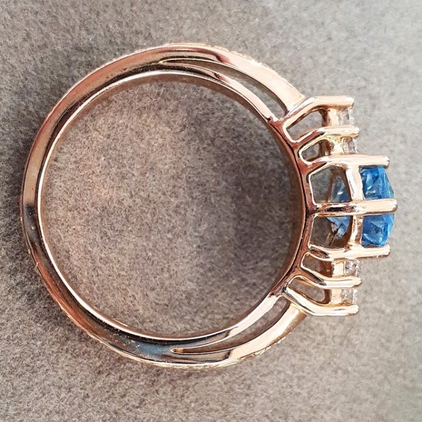 https://ekszeraukcio-ng-production-product.s3.eu-central-1.amazonaws.com/0c47b303-e701-4525-980d-ce8b03259afa_thumbnail
