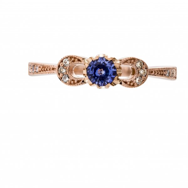 https://ekszeraukcio-ng-production-product.s3.eu-central-1.amazonaws.com/0ca0d708-5a49-42c2-92f8-90ab403a7731_thumbnail