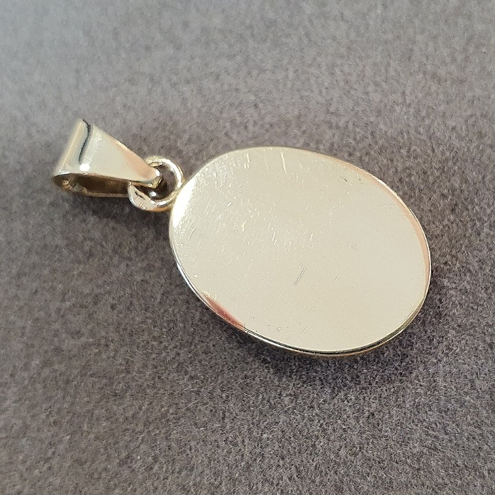 https://ekszeraukcio-ng-production-product.s3.eu-central-1.amazonaws.com/0cd52d12-3035-4d5c-9973-d308852c534b