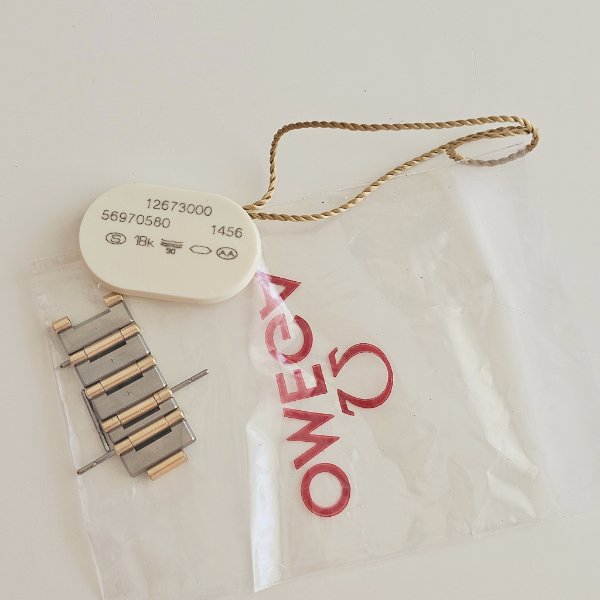 https://ekszeraukcio-ng-production-product.s3.eu-central-1.amazonaws.com/0cf6e5f9-adbe-4bfc-a5fd-10c57e943f0b_thumbnail