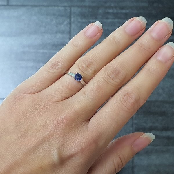 https://ekszeraukcio-ng-production-product.s3.eu-central-1.amazonaws.com/0d7090ea-fbc9-4b22-aa9d-29ad5986232d_thumbnail