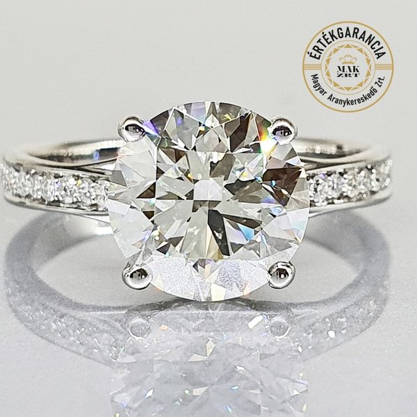 https://ekszeraukcio-ng-production-product.s3.eu-central-1.amazonaws.com/0ed8ef89-526d-41aa-a7cb-8f73ca1b4ca3_thumbnail