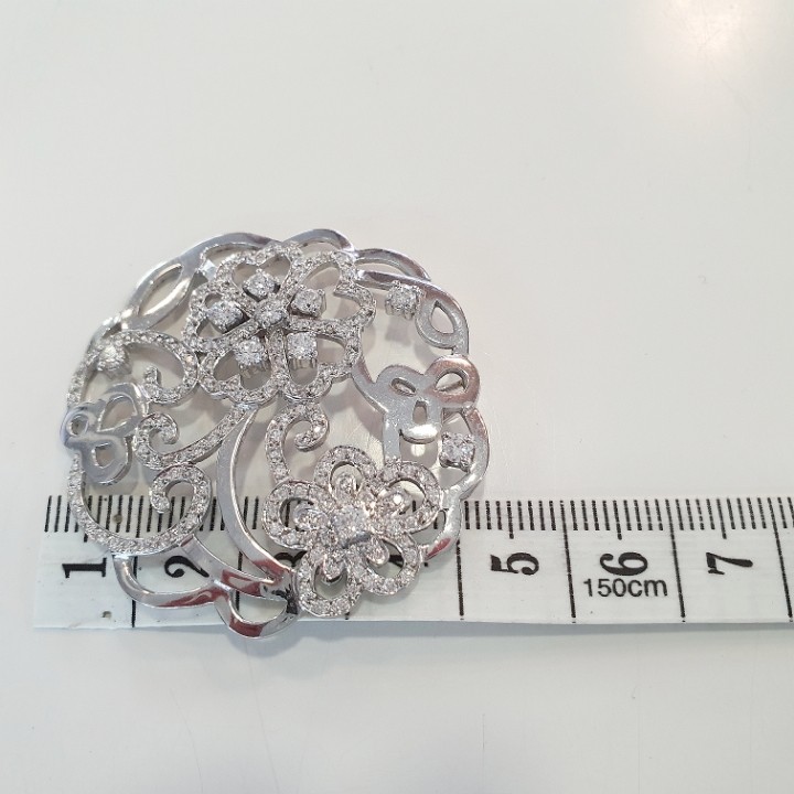 https://ekszeraukcio-ng-production-product.s3.eu-central-1.amazonaws.com/0ef9d009-1ee3-4392-84f3-026835107e68
