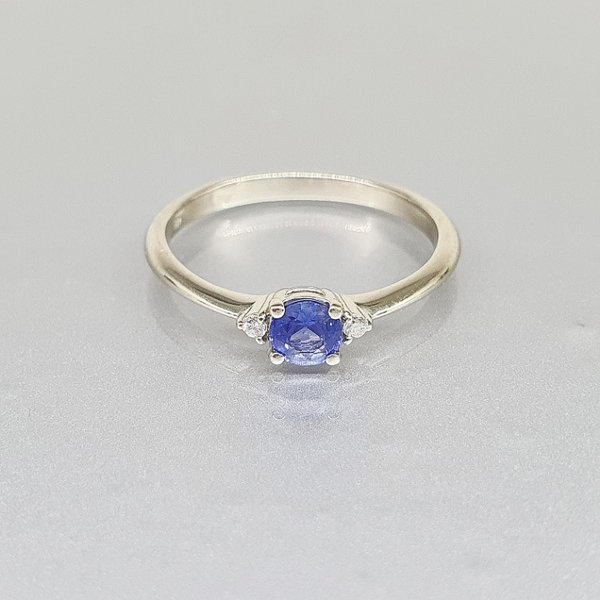 https://ekszeraukcio-ng-production-product.s3.eu-central-1.amazonaws.com/14c9ad6b-0edf-4e2d-9fe6-7b9d8b476619_thumbnail