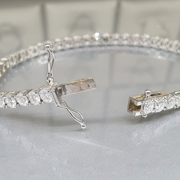 https://ekszeraukcio-ng-production-product.s3.eu-central-1.amazonaws.com/15307f35-eed5-44a2-8f6e-ab915d4df414_thumbnail