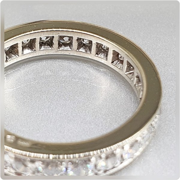 https://ekszeraukcio-ng-production-product.s3.eu-central-1.amazonaws.com/16baeb3d-c504-494d-9deb-32a570d823f8_thumbnail
