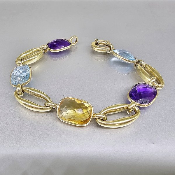 https://ekszeraukcio-ng-production-product.s3.eu-central-1.amazonaws.com/19224e23-a279-494f-b9b1-d5fcd8e4d6c9_thumbnail