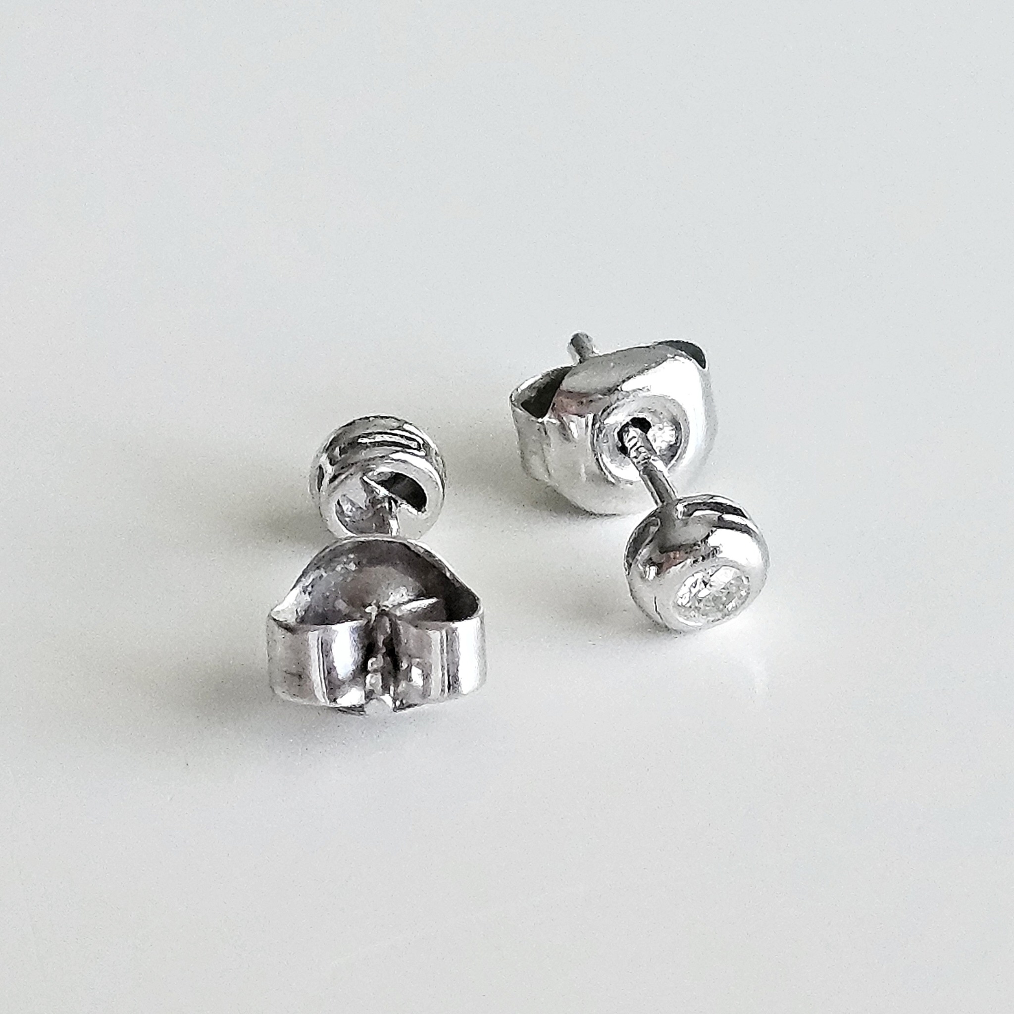 https://ekszeraukcio-ng-production-product.s3.eu-central-1.amazonaws.com/1cc9b0fe-aa25-43df-b642-323e69d355c8