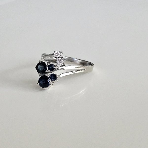 https://ekszeraukcio-ng-production-product.s3.eu-central-1.amazonaws.com/1ce83c1e-4dc3-4ceb-af04-8e818c448cd1_thumbnail