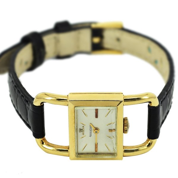 https://ekszeraukcio-ng-production-product.s3.eu-central-1.amazonaws.com/1e4eec4a-0bcf-4853-adab-839cc6c8d023_thumbnail