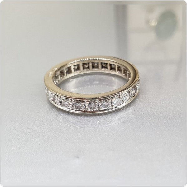 https://ekszeraukcio-ng-production-product.s3.eu-central-1.amazonaws.com/211ef344-ba04-475a-8ec2-c118afe5cc3a_thumbnail