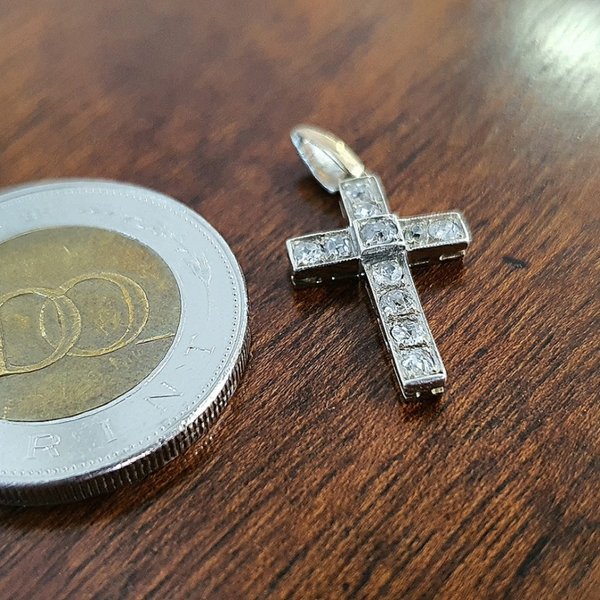 https://ekszeraukcio-ng-production-product.s3.eu-central-1.amazonaws.com/21f5be88-618e-4e5c-9e23-b17e12489ae1_thumbnail