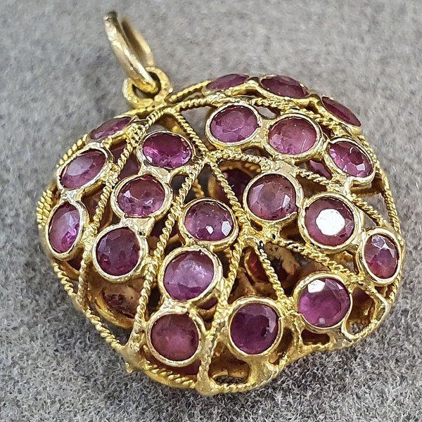 https://ekszeraukcio-ng-production-product.s3.eu-central-1.amazonaws.com/25fc8c7f-d262-4682-b141-670425ef5ee4_thumbnail