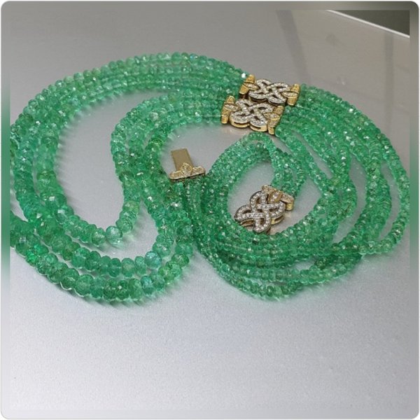 https://ekszeraukcio-ng-production-product.s3.eu-central-1.amazonaws.com/263a320c-847d-4634-a7d6-c59f1cc8c60a_thumbnail