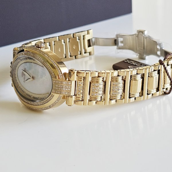 https://ekszeraukcio-ng-production-product.s3.eu-central-1.amazonaws.com/2772802c-e8e4-4461-9c40-1339fe6b9bf3_thumbnail