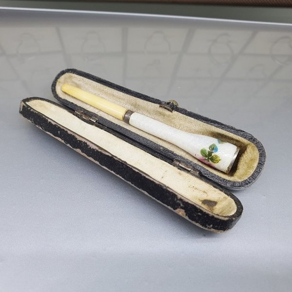 https://ekszeraukcio-ng-production-product.s3.eu-central-1.amazonaws.com/2c5af893-1e15-4e55-93a1-3af1b839433f_thumbnail