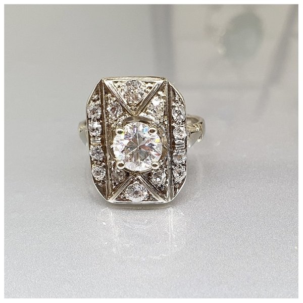 https://ekszeraukcio-ng-production-product.s3.eu-central-1.amazonaws.com/2cc52fdc-fd30-47f2-8f10-32c6e224014b_thumbnail
