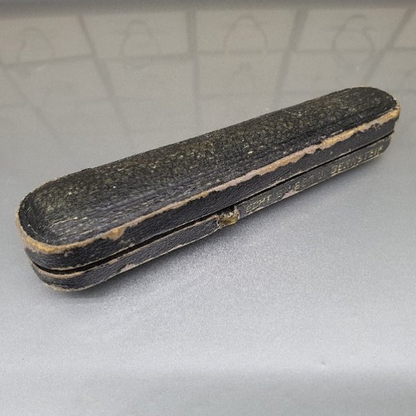 https://ekszeraukcio-ng-production-product.s3.eu-central-1.amazonaws.com/2d5824b4-949c-432e-846a-872a6f986b48_thumbnail