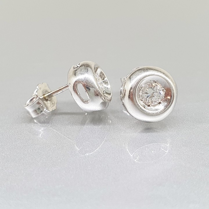 https://ekszeraukcio-ng-production-product.s3.eu-central-1.amazonaws.com/2e91c0b5-f487-4be4-ac71-8cfb63d70b1c