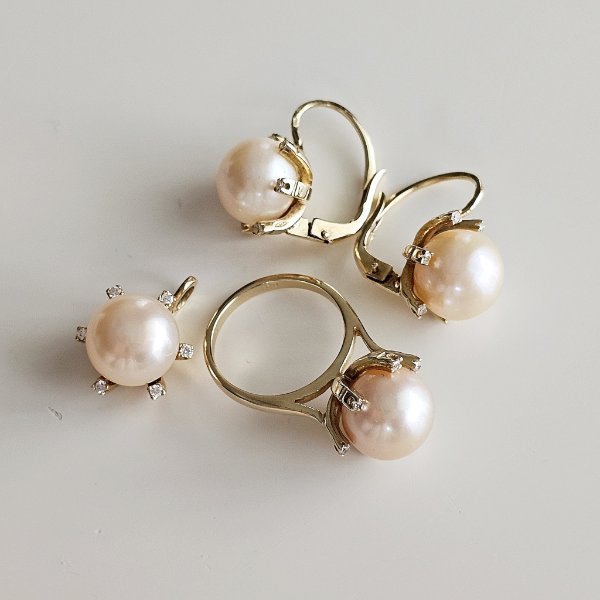 https://ekszeraukcio-ng-production-product.s3.eu-central-1.amazonaws.com/2f889f70-49c1-4d93-9a4b-b8d11afe9dd8_thumbnail