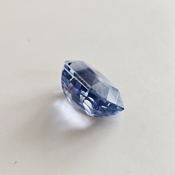 https://ekszeraukcio-ng-production-product.s3.eu-central-1.amazonaws.com/3225cbd9-d699-4cf1-9731-75c22b090d05_thumbnail