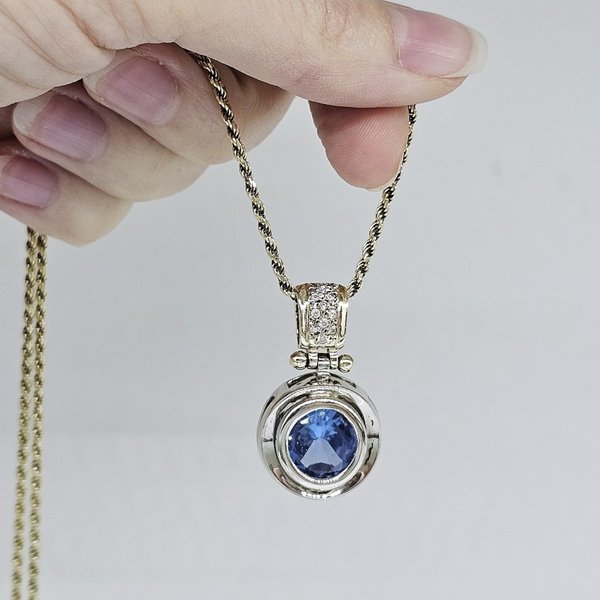 https://ekszeraukcio-ng-production-product.s3.eu-central-1.amazonaws.com/334054b2-f082-4258-b7de-11870118ac53_thumbnail