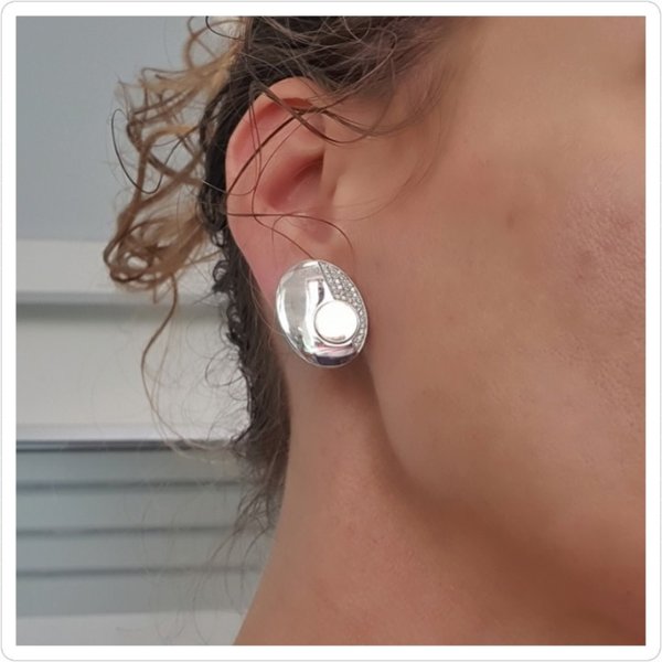https://ekszeraukcio-ng-production-product.s3.eu-central-1.amazonaws.com/35f22708-e133-4ff8-b7e2-7889833df743_thumbnail