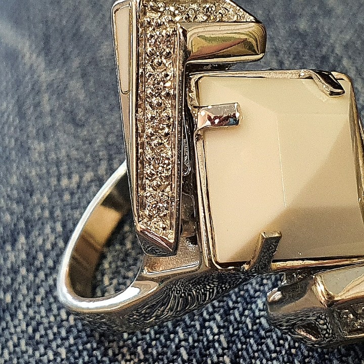 https://ekszeraukcio-ng-production-product.s3.eu-central-1.amazonaws.com/36573930-8dc4-4470-b049-0adb20904f11