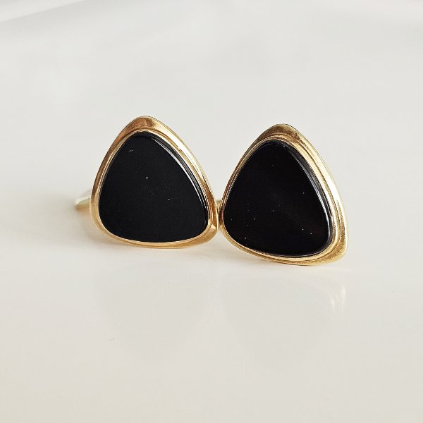 https://ekszeraukcio-ng-production-product.s3.eu-central-1.amazonaws.com/386b29e8-f44e-419f-aeb1-cf1fbeaf3072_thumbnail