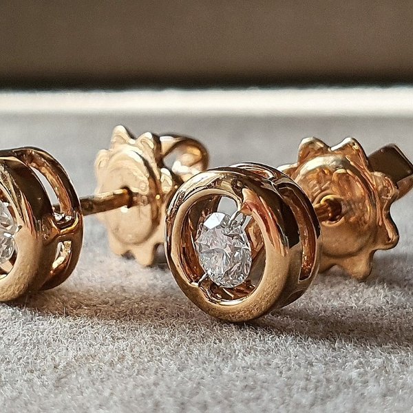 https://ekszeraukcio-ng-production-product.s3.eu-central-1.amazonaws.com/3ab6971b-cf0a-4753-a28d-6ddede787056_thumbnail