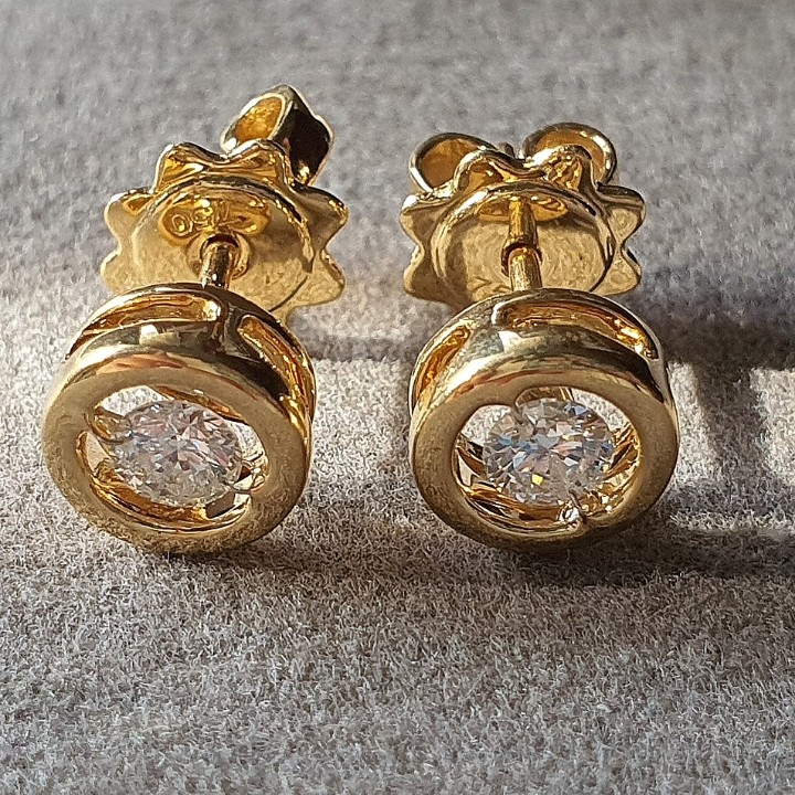 https://ekszeraukcio-ng-production-product.s3.eu-central-1.amazonaws.com/41e7c5ba-e6fb-4379-aa9c-22e9fb169f06