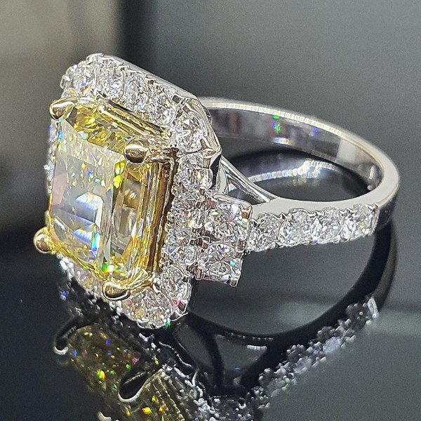 https://ekszeraukcio-ng-production-product.s3.eu-central-1.amazonaws.com/43e8d42b-a25c-4029-adc8-40847246c8c2_thumbnail