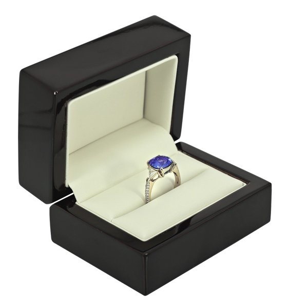 https://ekszeraukcio-ng-production-product.s3.eu-central-1.amazonaws.com/444aacfd-ea10-4ccf-8bef-52833cf09ddc_thumbnail