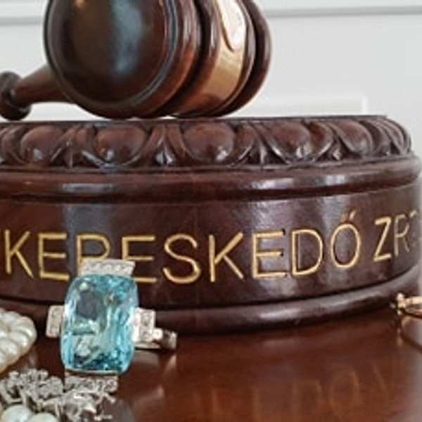 https://ekszeraukcio-ng-production-product.s3.eu-central-1.amazonaws.com/463c87c5-83b2-46e1-8f19-e57ebe09c396_thumbnail