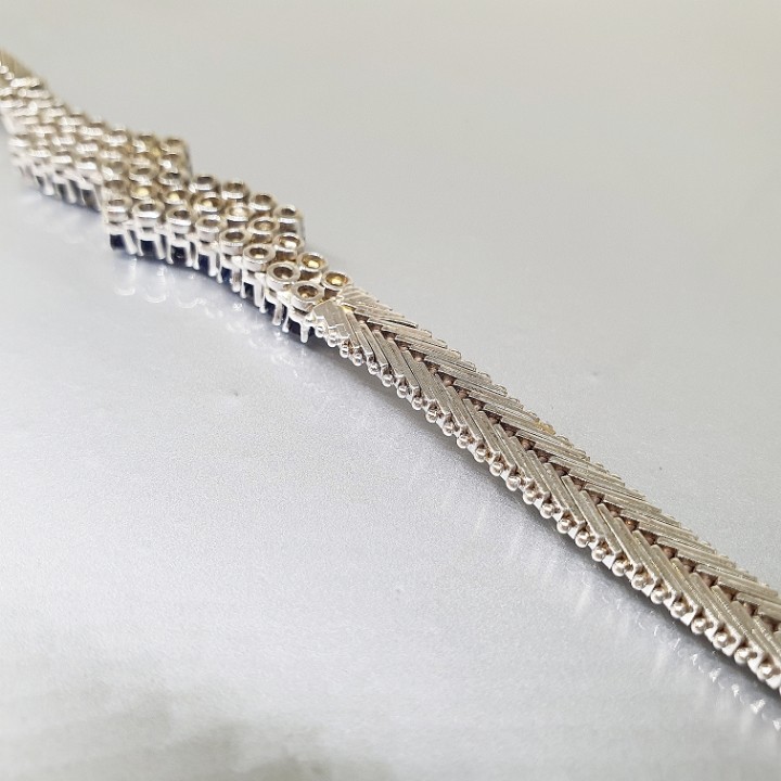 https://ekszeraukcio-ng-production-product.s3.eu-central-1.amazonaws.com/4728ab89-4c18-400d-addc-b1499d0119ff