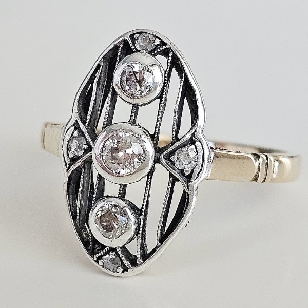 https://ekszeraukcio-ng-production-product.s3.eu-central-1.amazonaws.com/4f1c1e3f-5db6-4265-a216-c6562f6c564d_thumbnail