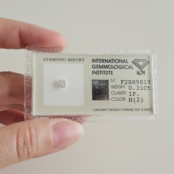https://ekszeraukcio-ng-production-product.s3.eu-central-1.amazonaws.com/507d3e2c-5a90-456f-9688-9d8b34cda8fa_thumbnail