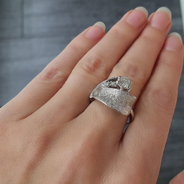 https://ekszeraukcio-ng-production-product.s3.eu-central-1.amazonaws.com/57a871e6-7a45-4983-b5bb-923e1dcffb90_thumbnail