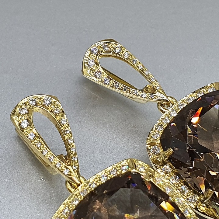 https://ekszeraukcio-ng-production-product.s3.eu-central-1.amazonaws.com/5815ea0d-4080-4f9c-8e01-fb73dc7eadde