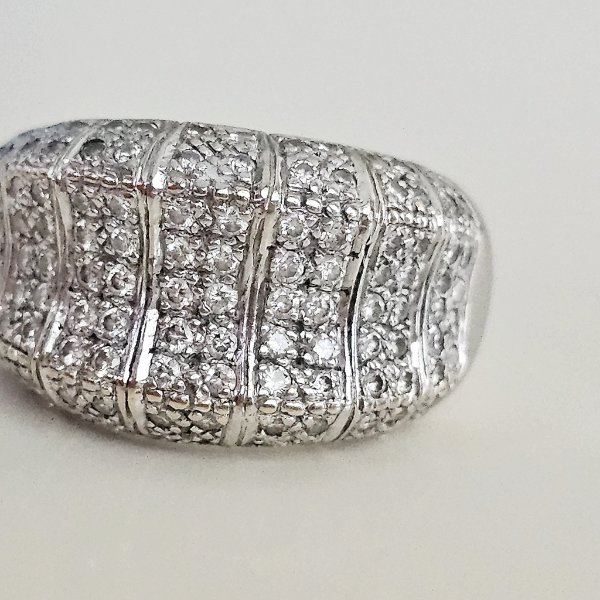 https://ekszeraukcio-ng-production-product.s3.eu-central-1.amazonaws.com/5ca2260b-058a-42a8-b9dc-5dd4c78b00f4_thumbnail
