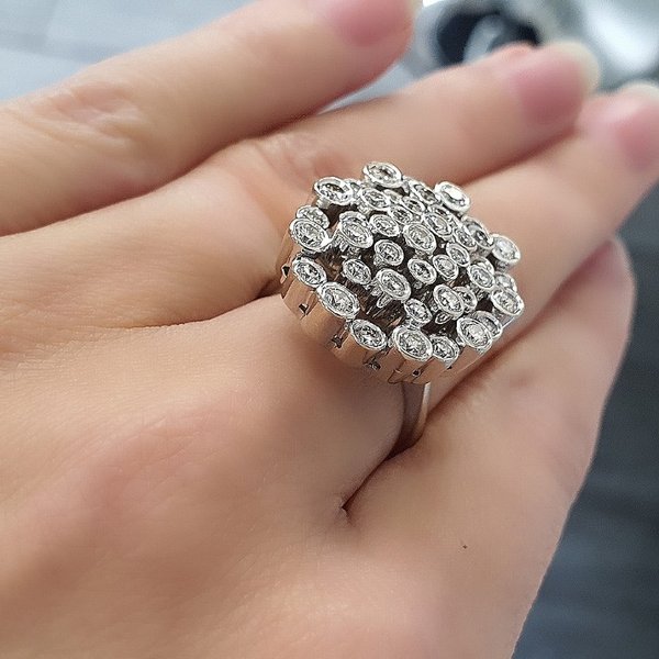 https://ekszeraukcio-ng-production-product.s3.eu-central-1.amazonaws.com/60633156-c3ba-4797-9b8e-434dd229eed7_thumbnail