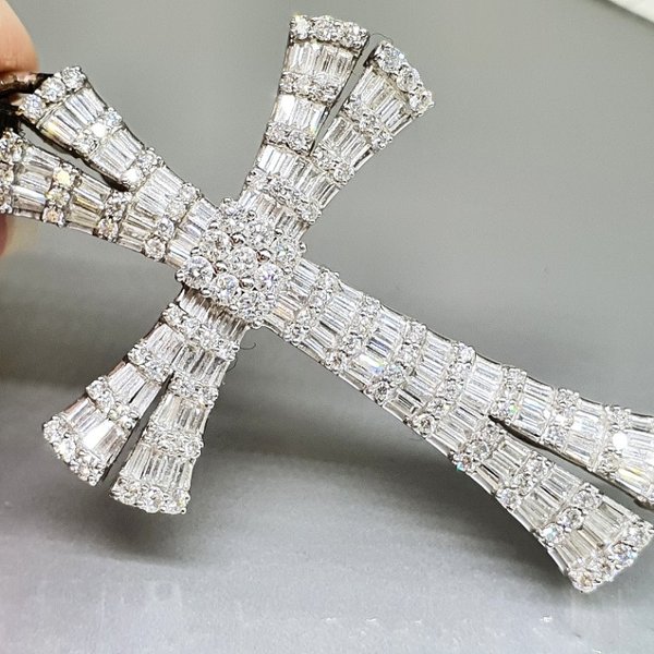 https://ekszeraukcio-ng-production-product.s3.eu-central-1.amazonaws.com/626cb16c-878e-4889-98d7-8698b4a2b00c_thumbnail