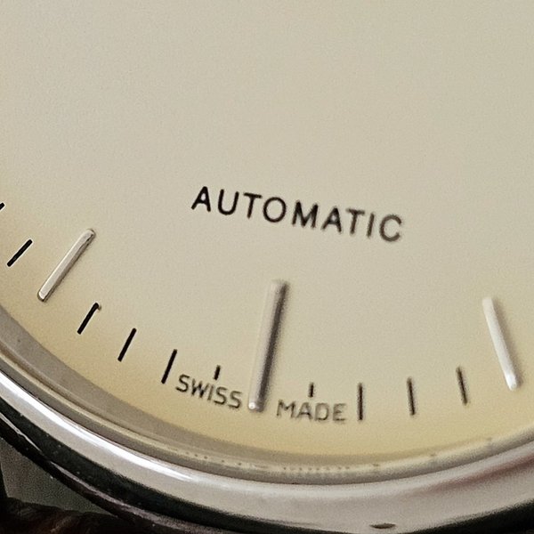 https://ekszeraukcio-ng-production-product.s3.eu-central-1.amazonaws.com/637c6acb-b04d-46ef-b328-02b17d413c60_thumbnail
