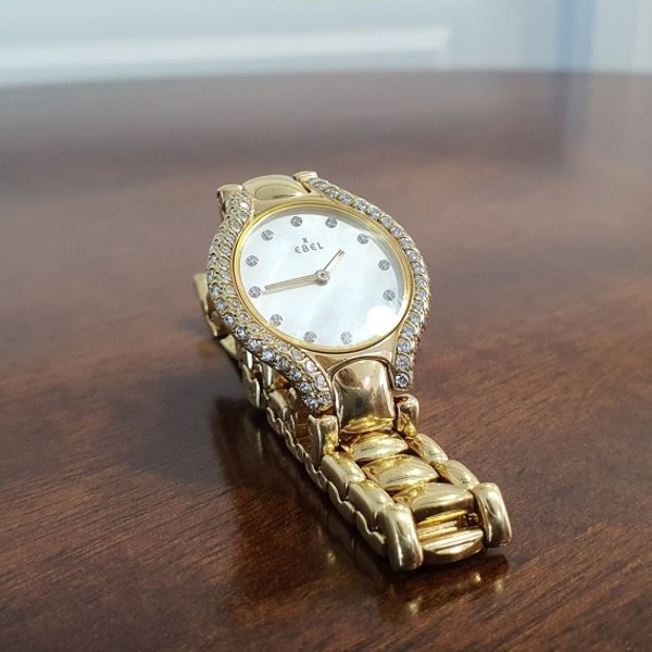 https://ekszeraukcio-ng-production-product.s3.eu-central-1.amazonaws.com/641d4aa3-ca62-4e86-a34a-5a66c14d196e_thumbnail
